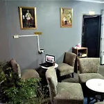 The Guest House - Apartment